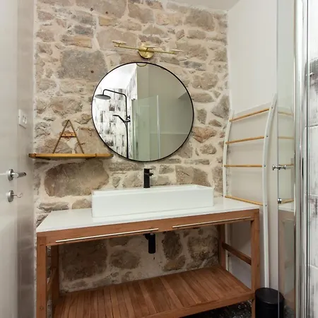 Maki Stone House - Parking On Request ! Apartamento Split