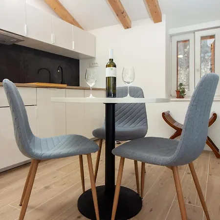 Apartmán Maki Stone House - Parking On Request ! Split