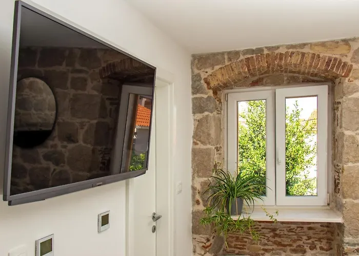 Maki Stone House - Parking On Request ! Apartamento