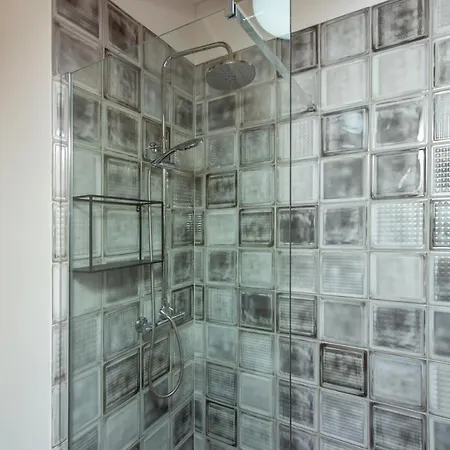 Maki Stone House - Free Parking Appartement Split