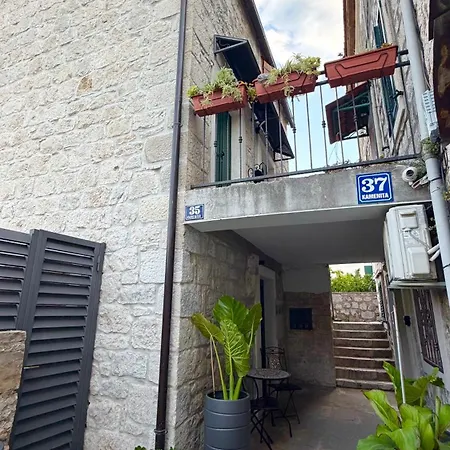 Maki Stone House - Parking On Request ! * Спліт
